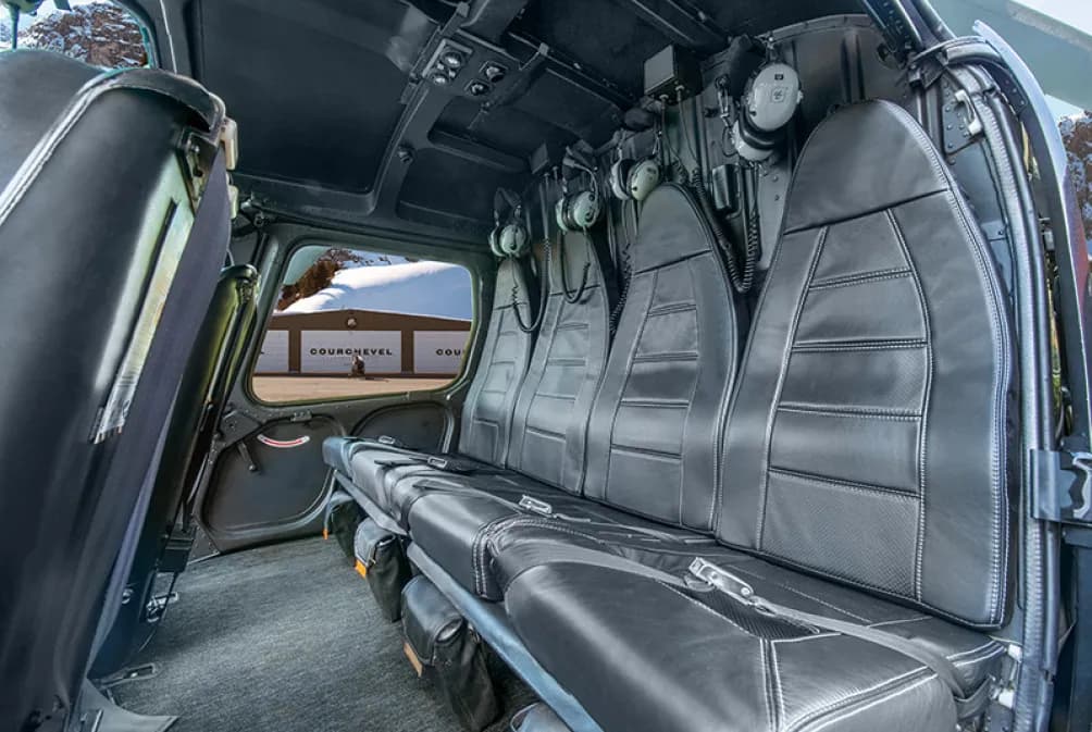 Airbus AS355 Héli Sécurité — intérieur de la cabine